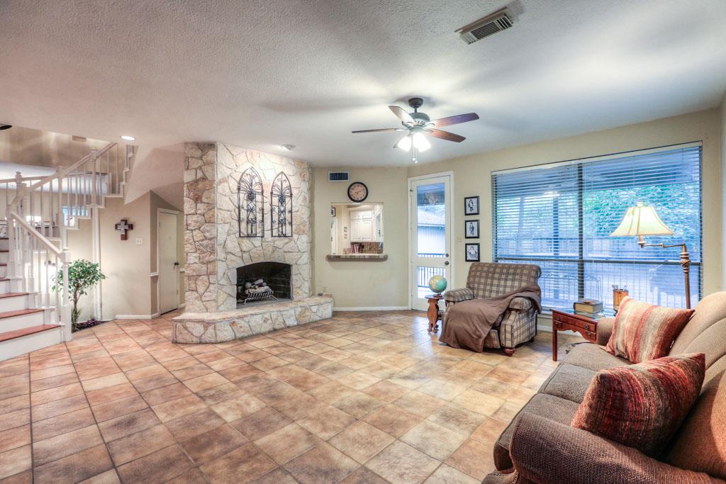 16 Cedarwing Lane, The Woodlands, TX 77380