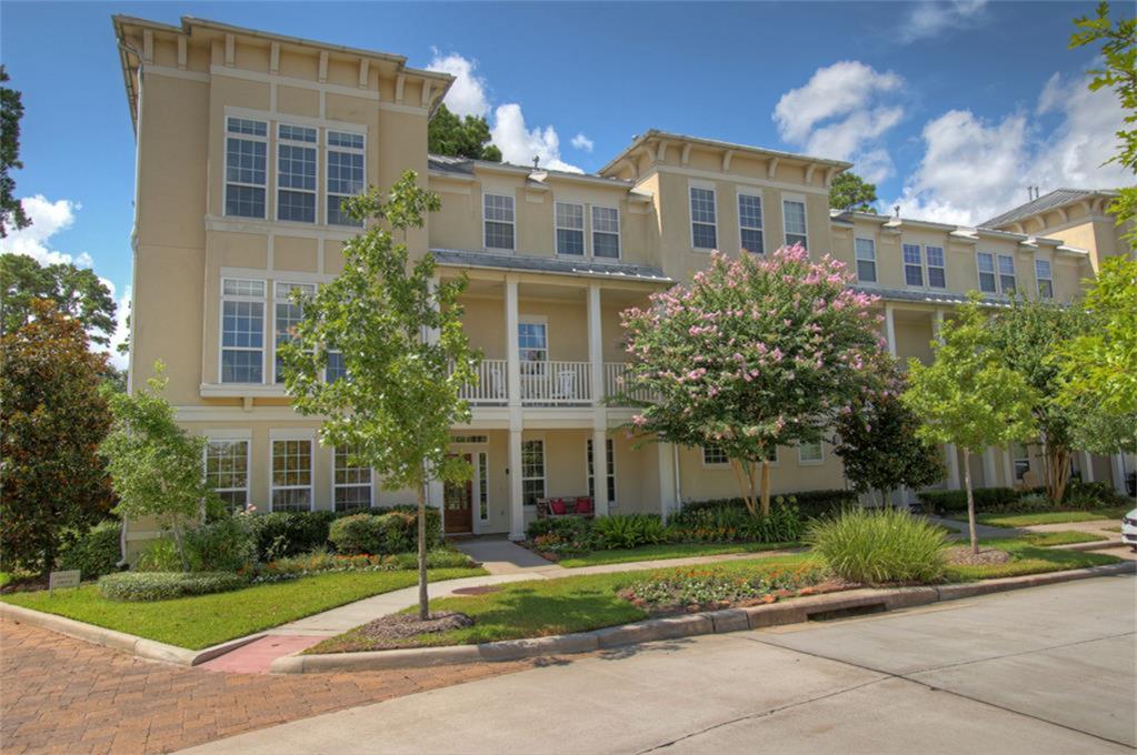 75 Low Country Lane, The Woodlands, TX 77380
