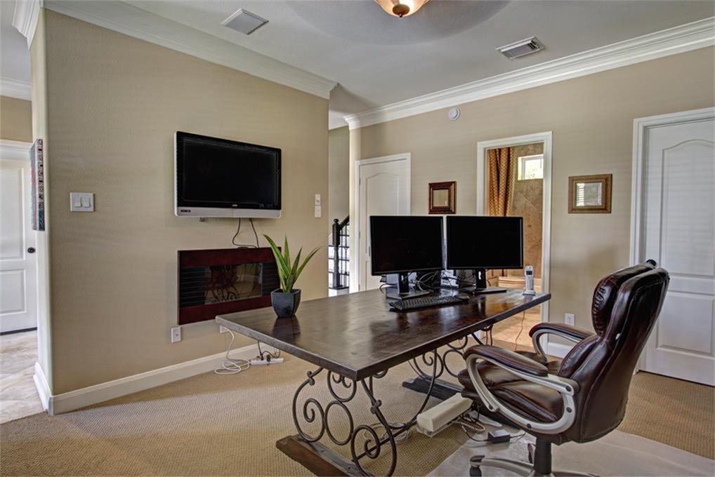 75 Low Country Lane, The Woodlands, TX 77380