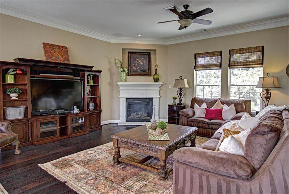 75 Low Country Lane, The Woodlands, TX 77380