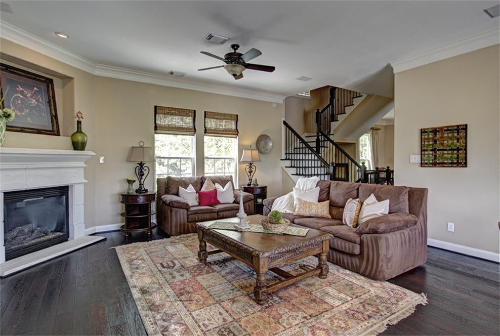 75 Low Country Lane, The Woodlands, TX 77380