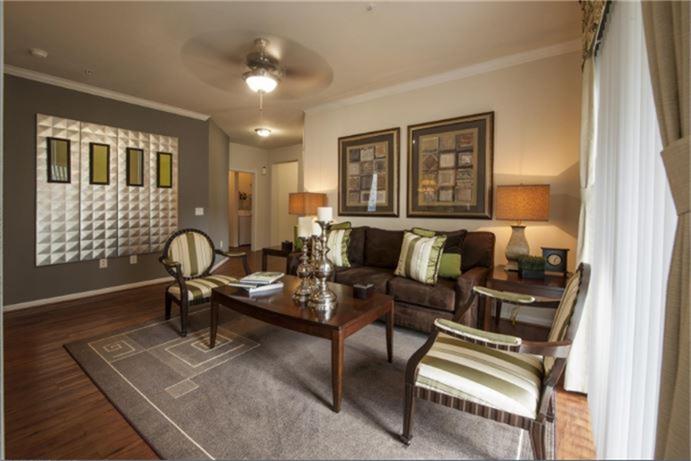 301 Pruitt Road, Spring, TX 77380