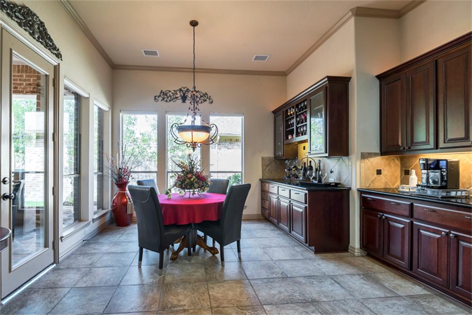 74 S Mews Wood Court, The Woodlands, TX 77381