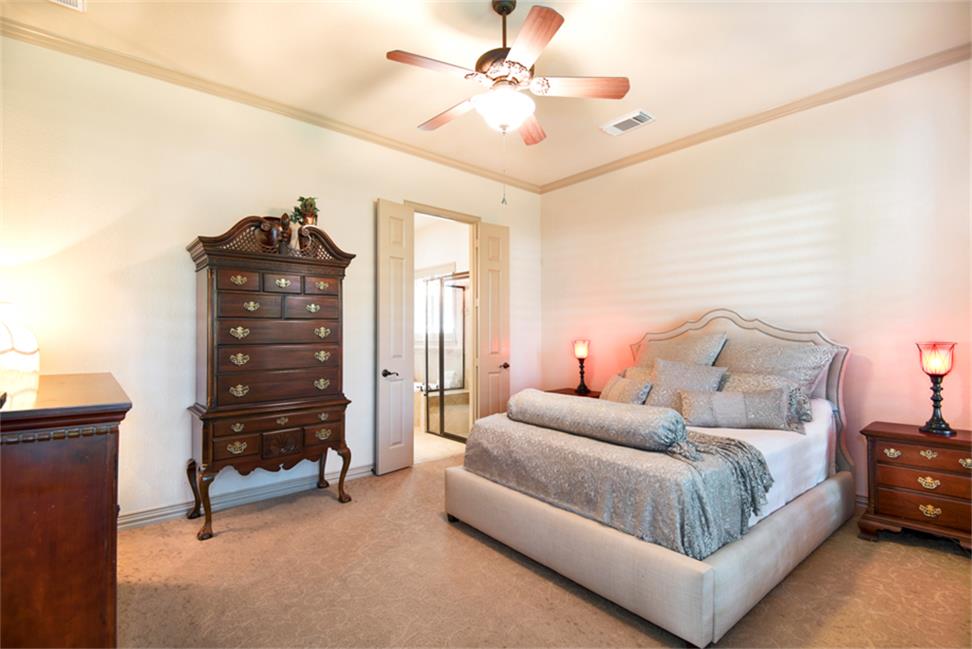 74 S Mews Wood Court, The Woodlands, TX 77381