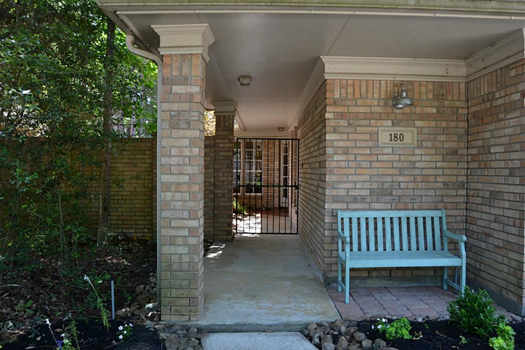180 S Copperknoll, The Woodlands, TX 77381