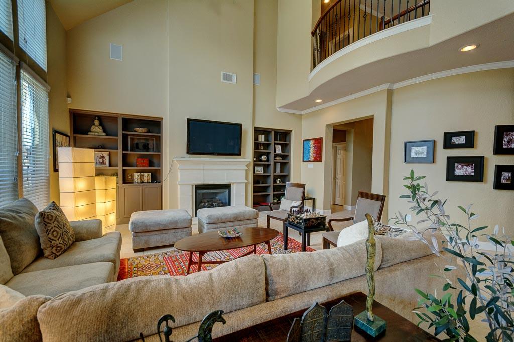 14 Wooded Path Place, The Woodlands, TX 77382