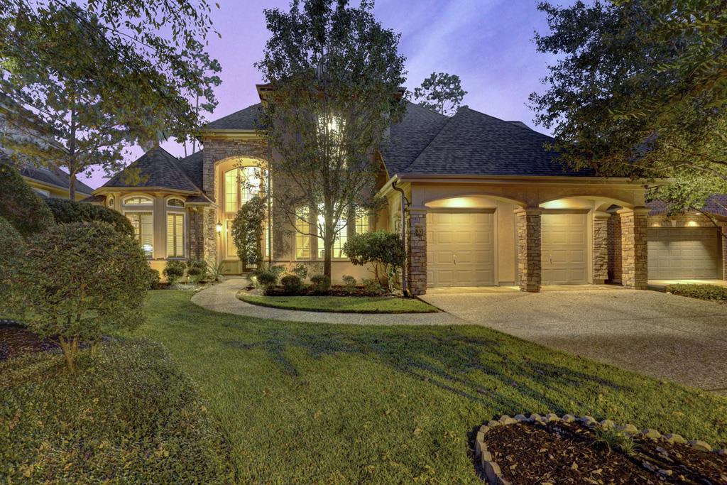 35 Amulet Oaks Place, The Woodlands, TX 77382