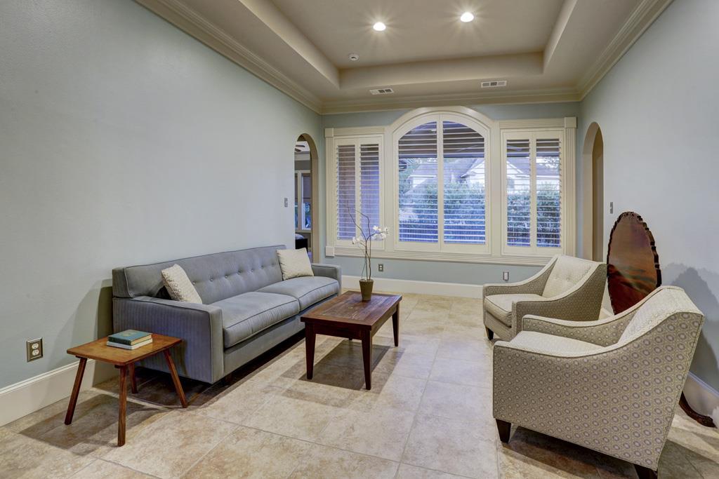 35 Amulet Oaks Place, The Woodlands, TX 77382