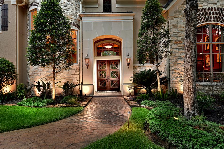23 Glensheen Way, The Woodlands, TX 77382