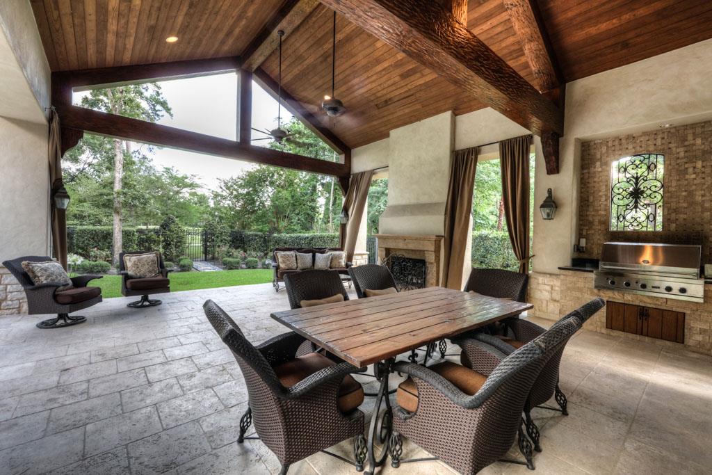 15 Hepplewhite Way, The Woodlands, TX 77382