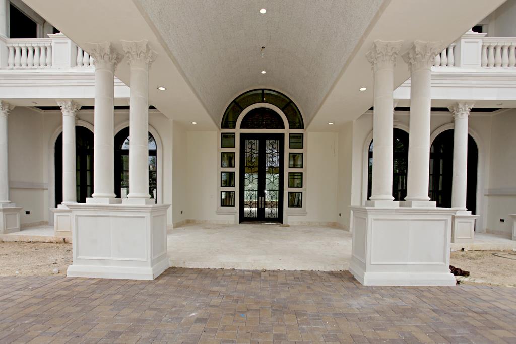 93 W Grand Regency Circle, The Woodlands, TX 77382