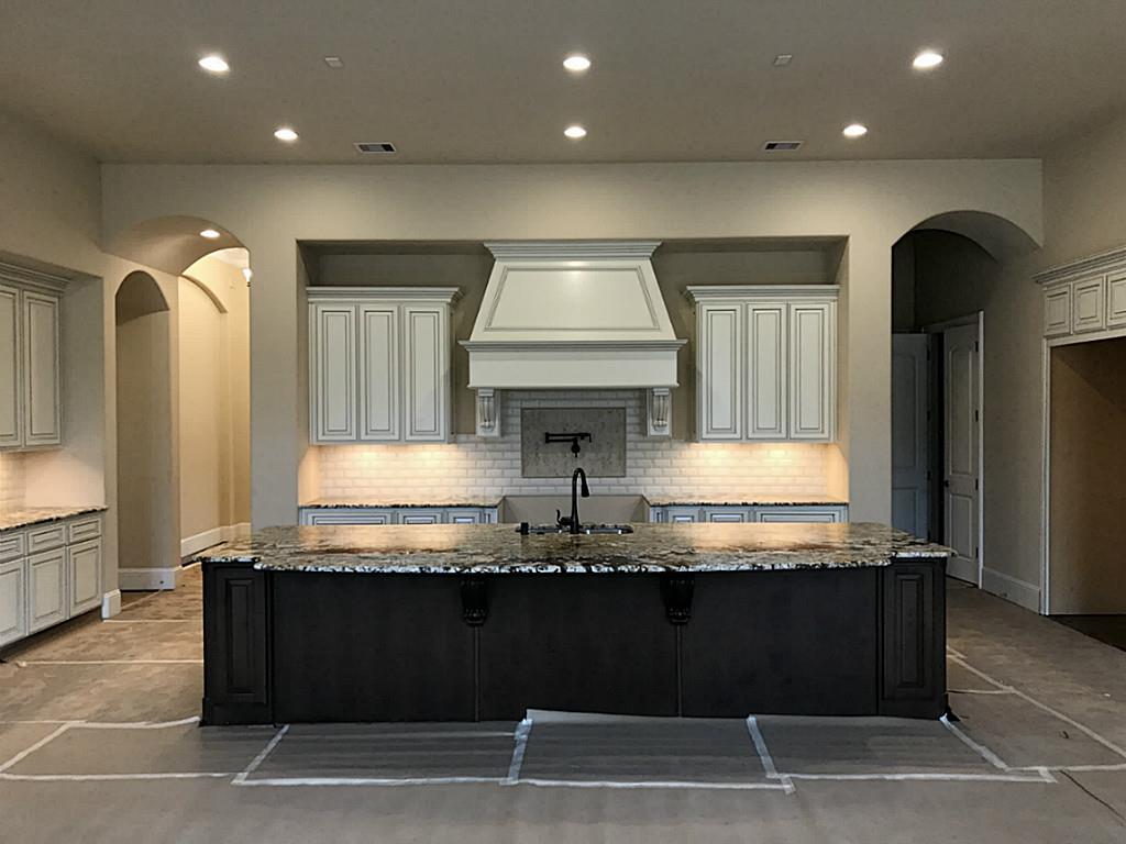 75 Oak Estates Drive, Conroe, TX 77384