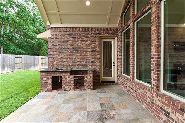 2765 Lake Shadow Drive, Conroe, TX 77385