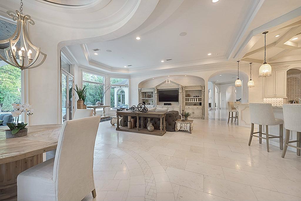 31 N Fazio Way, The Woodlands, TX 77389