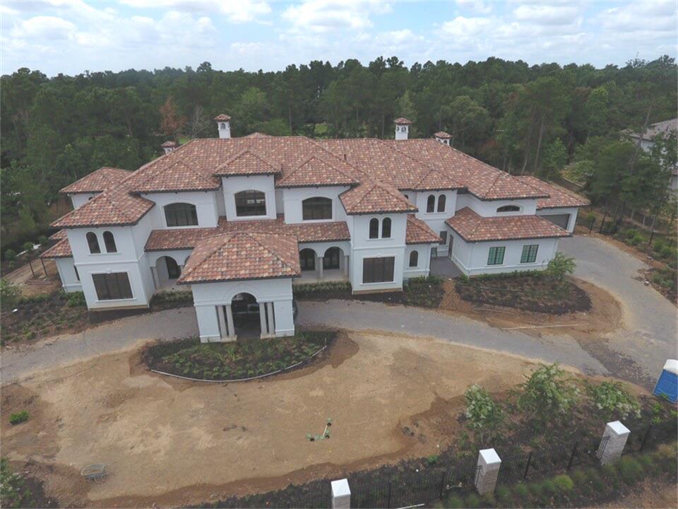 47 Hallbrook Way, The Woodlands, TX 77389