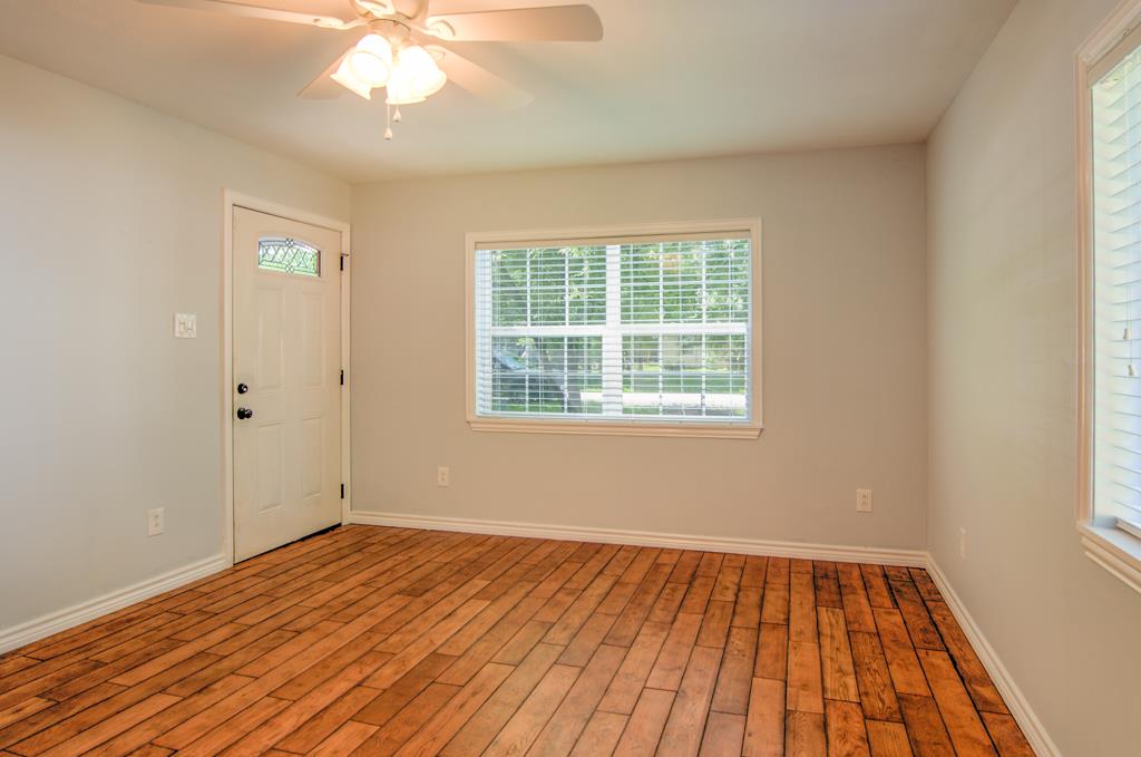 5924 Morningdale Street, Humble, TX 77396