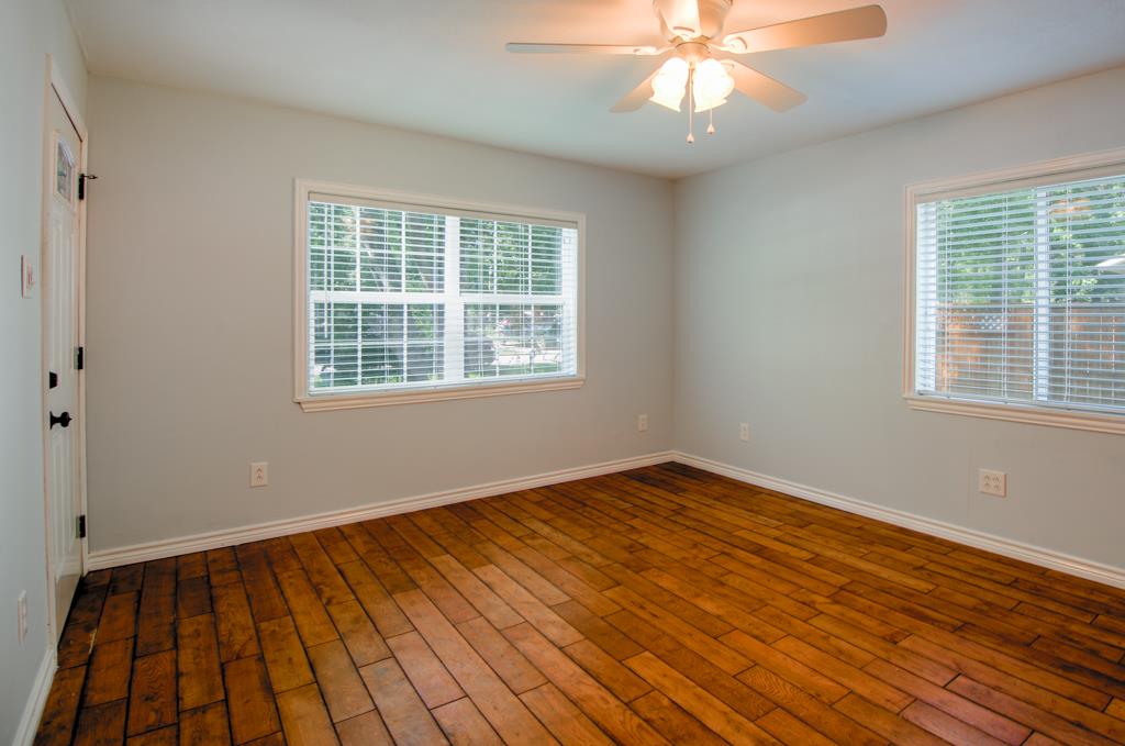 5924 Morningdale Street, Humble, TX 77396