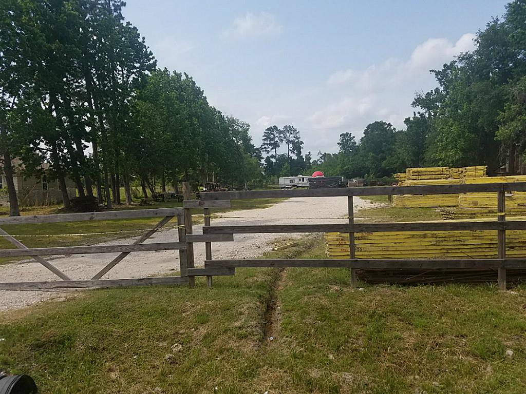 6013 Bender Road, Houston, TX 77396