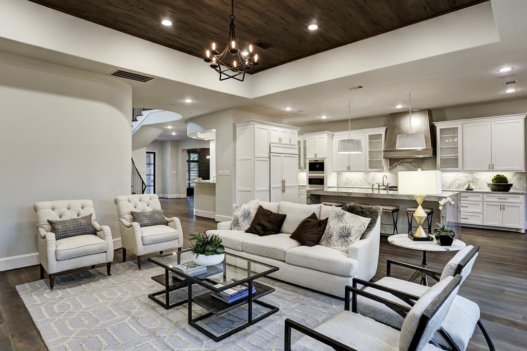 4931 Willow Street, Bellaire, TX 77401