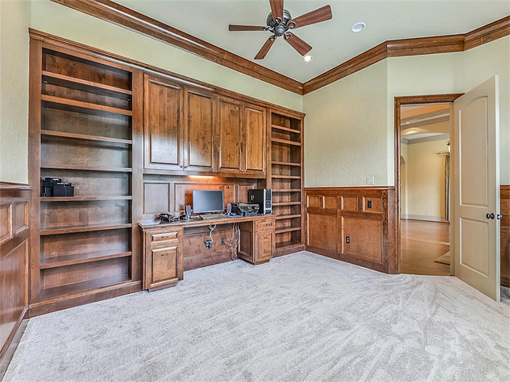 4612 Pin Oak Lane, Bellaire, TX 77401