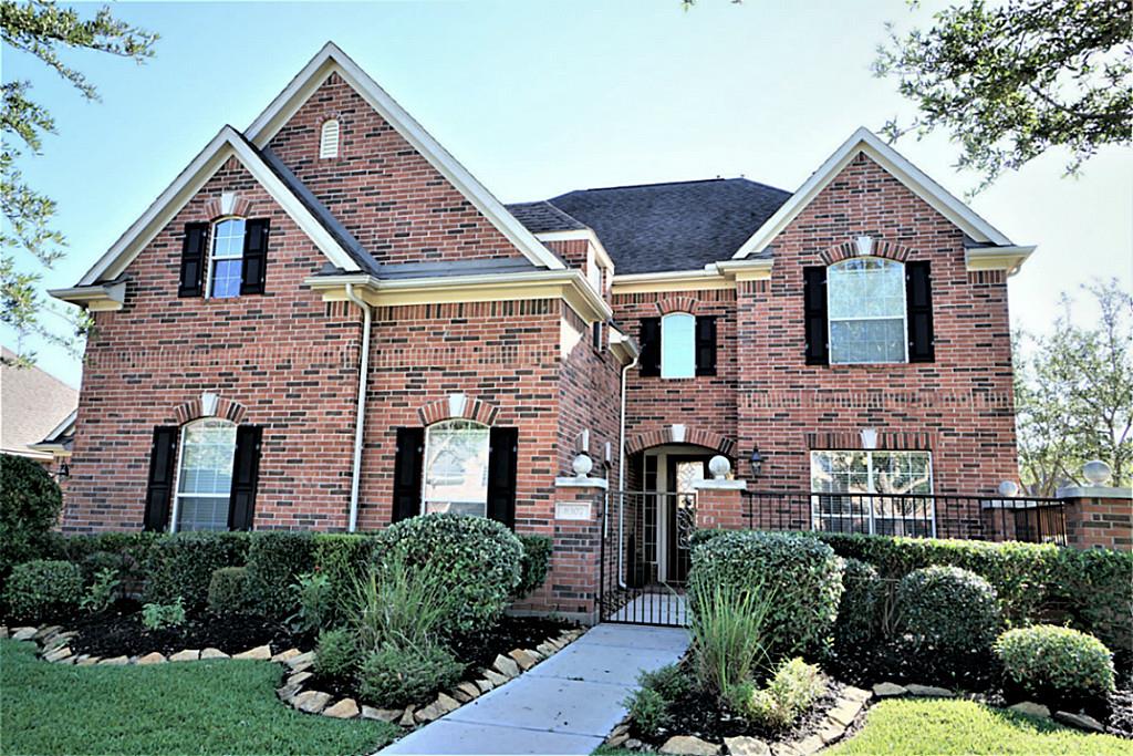 8307 Crescent Knolls Drive, Richmond, TX 77406