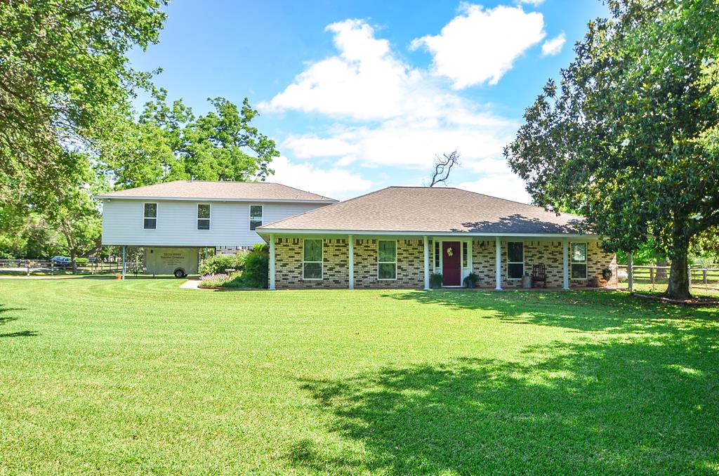 1902 Shadow Lane, Richmond, TX 77406
