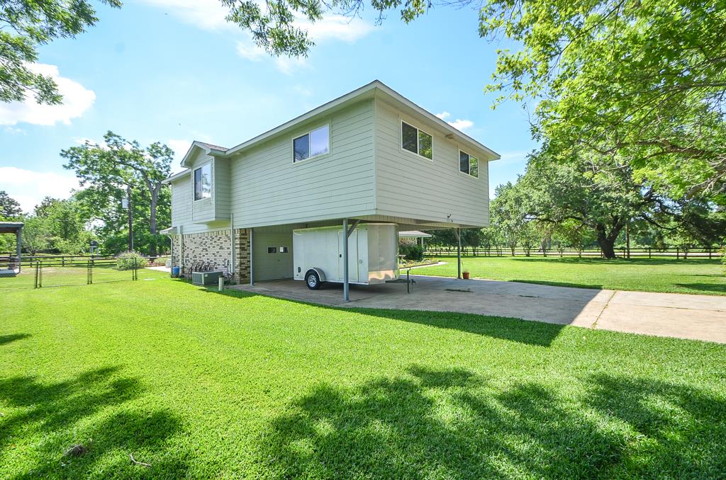 1902 Shadow Lane, Richmond, TX 77406