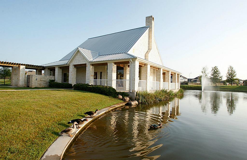 6103 Meadow Bluff, Richmond, TX 77407