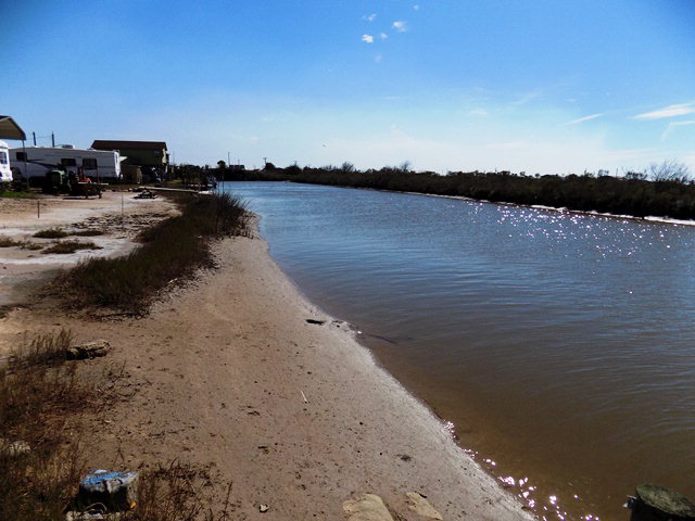 1805 Hall Rd, Sargent, TX 77414