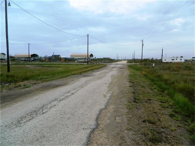 6274 Marlin, Sargent, TX 77414