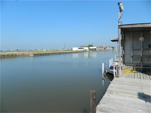 975 Gulfview, Sargent, TX 77414