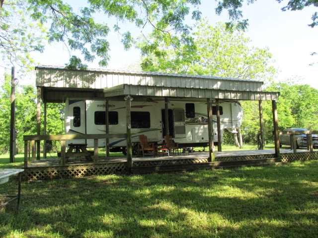 32 PR 672, Sargent, TX 77414