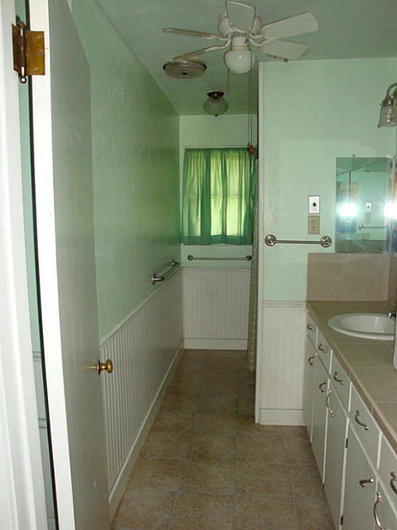 1101 Avenue I, Bay City, TX 77414