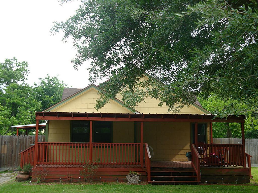 2811 3rd Street, Bay City, TX 77414