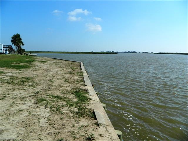 17116 Intracoastal Drive, Sargent, TX 77414