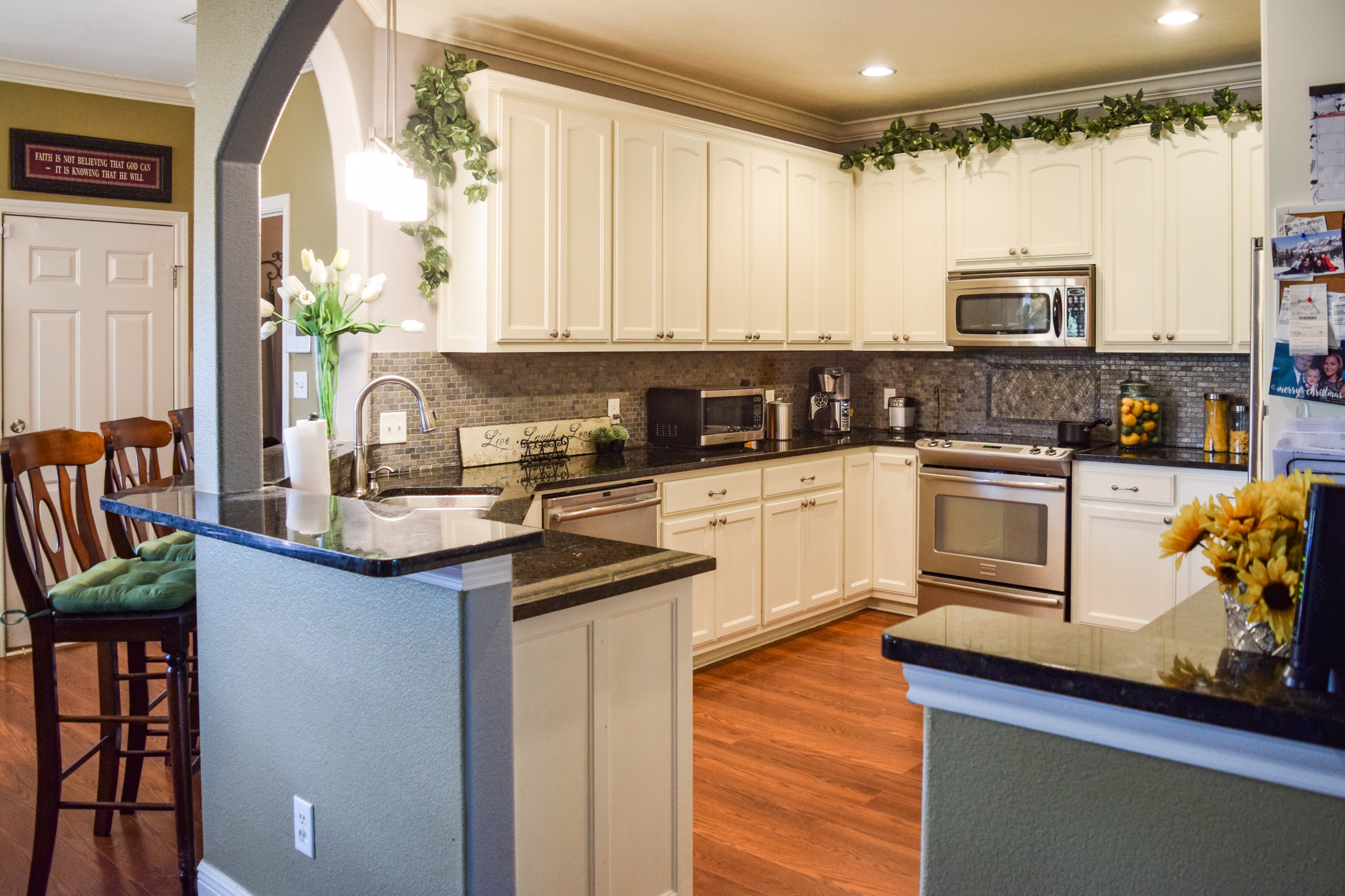 112 Camilla Cir, Bellville, TX 77418