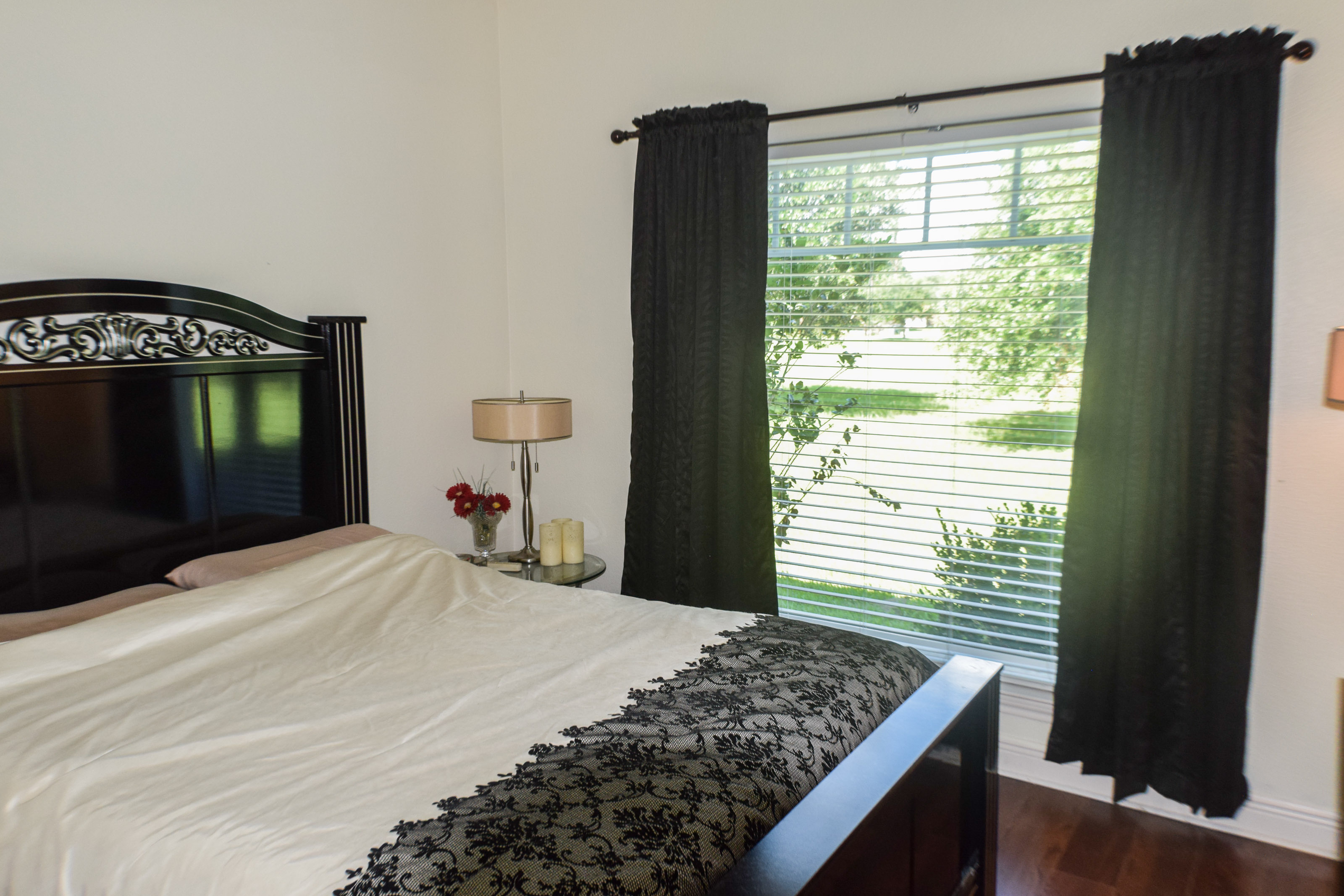 112 Camilla Cir, Bellville, TX 77418