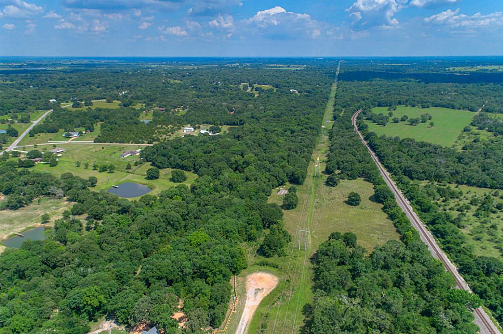 761 Meadow Bend Road, Bellville, TX 77418