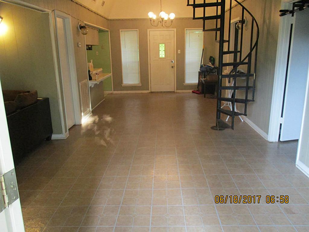 7504 Fm 442 Road, Boling, TX 77420
