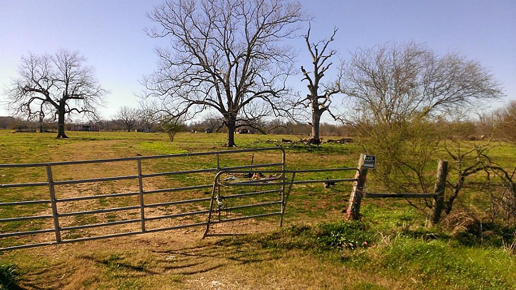 2614 Peach Ridge Road, Brookshire, TX 77423