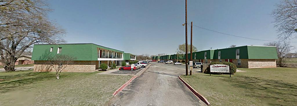 1415 W Norris Street, El Campo, TX 77437