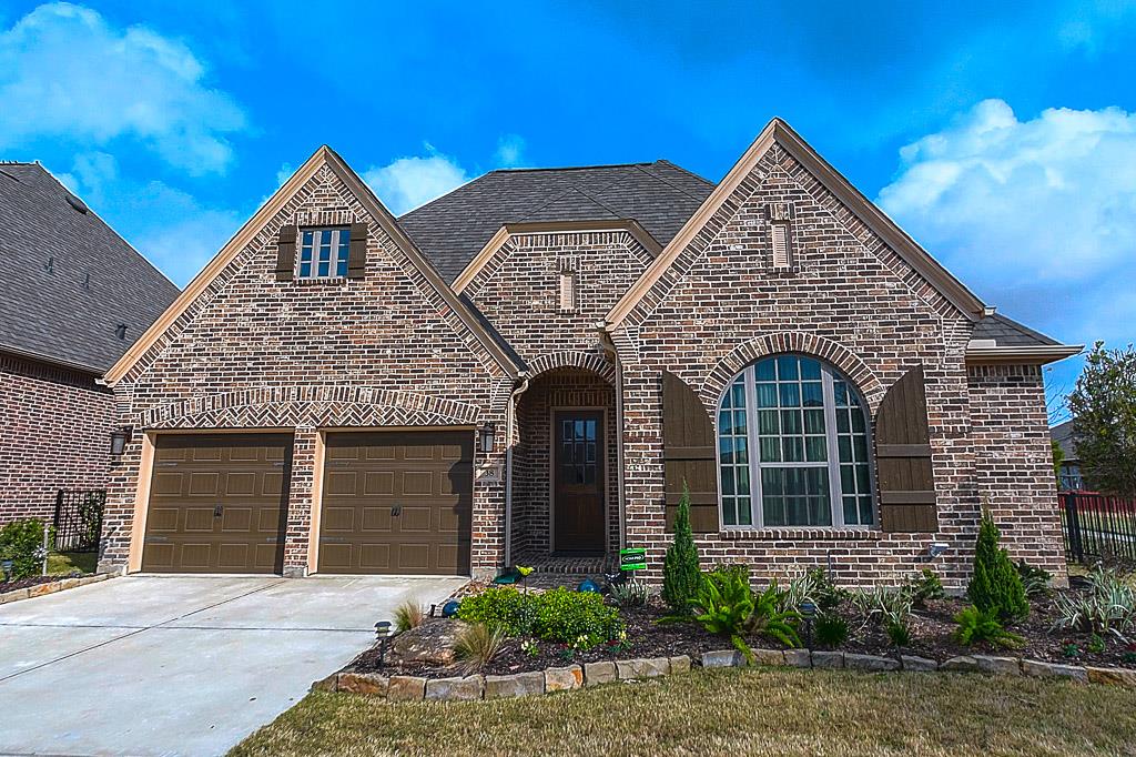 38 Sweet Creek Lane, Fulshear, TX 77441