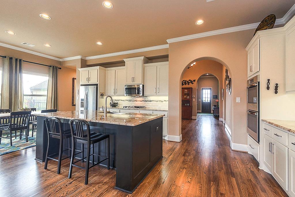 38 Sweet Creek Lane, Fulshear, TX 77441