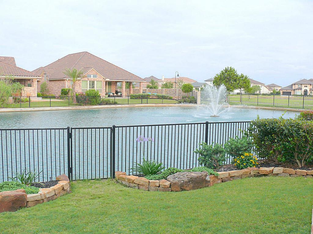 10 Fair Bluff, Fulshear, TX 77441
