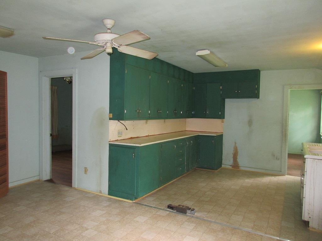 602 Nelle Street, Garwood, TX 77442
