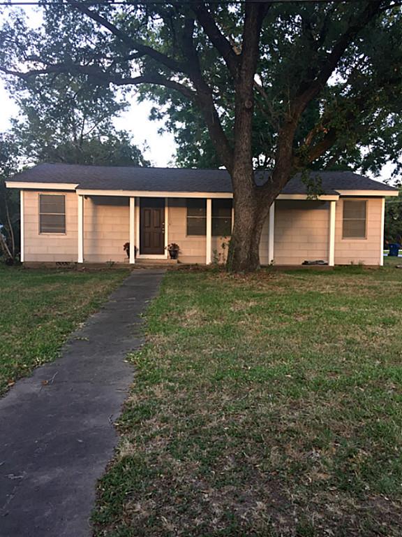1746 9th Street, Hempstead, TX 77445