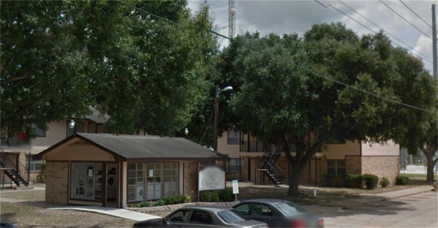 400 Echols Street, Prairie View, TX 77446