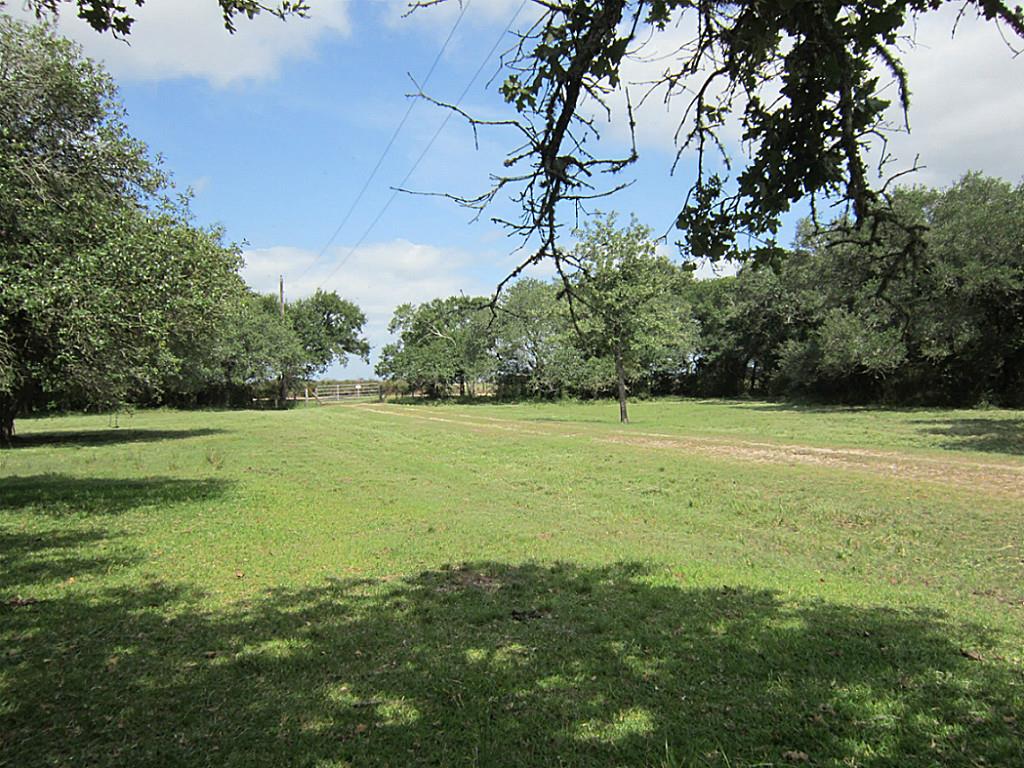 00 County Rd 319, Louise, TX 77455