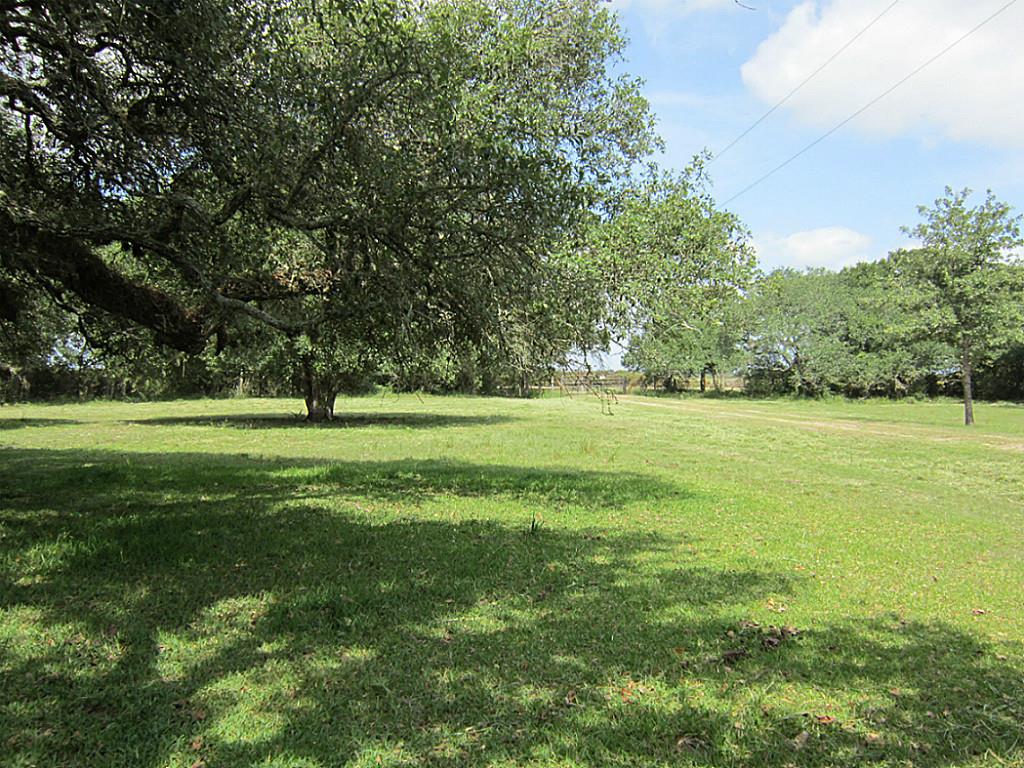 00 County Rd 319, Louise, TX 77455