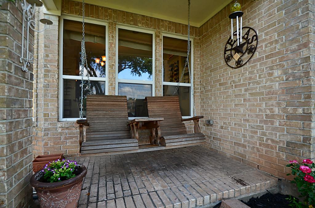 2711 Lakeside Village Drive, Missouri City, TX 77459